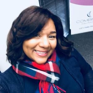 Meet your Posher, Ana pilar